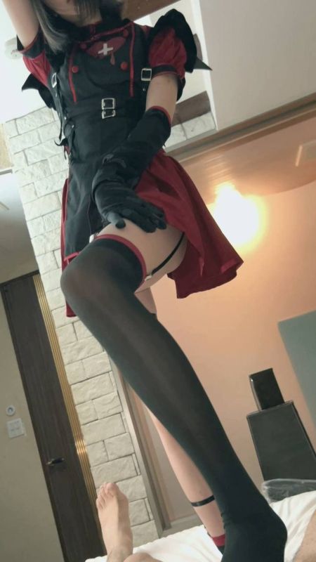 FC2-PPV-4749192 172cm美脚のあのコと、黒いエロナース服で踏まれてハメて中で出して