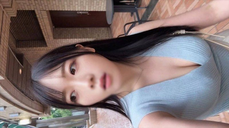 FC2-PPV-4809056 【絕倫狂噴】肉食系樸素 靠搭訕帥哥 淫蕩女爆發即刻插入無套中出